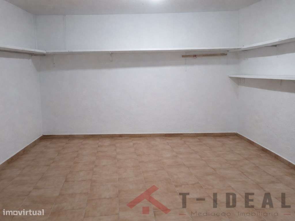 Moradia T3+1 próxima das praias-22