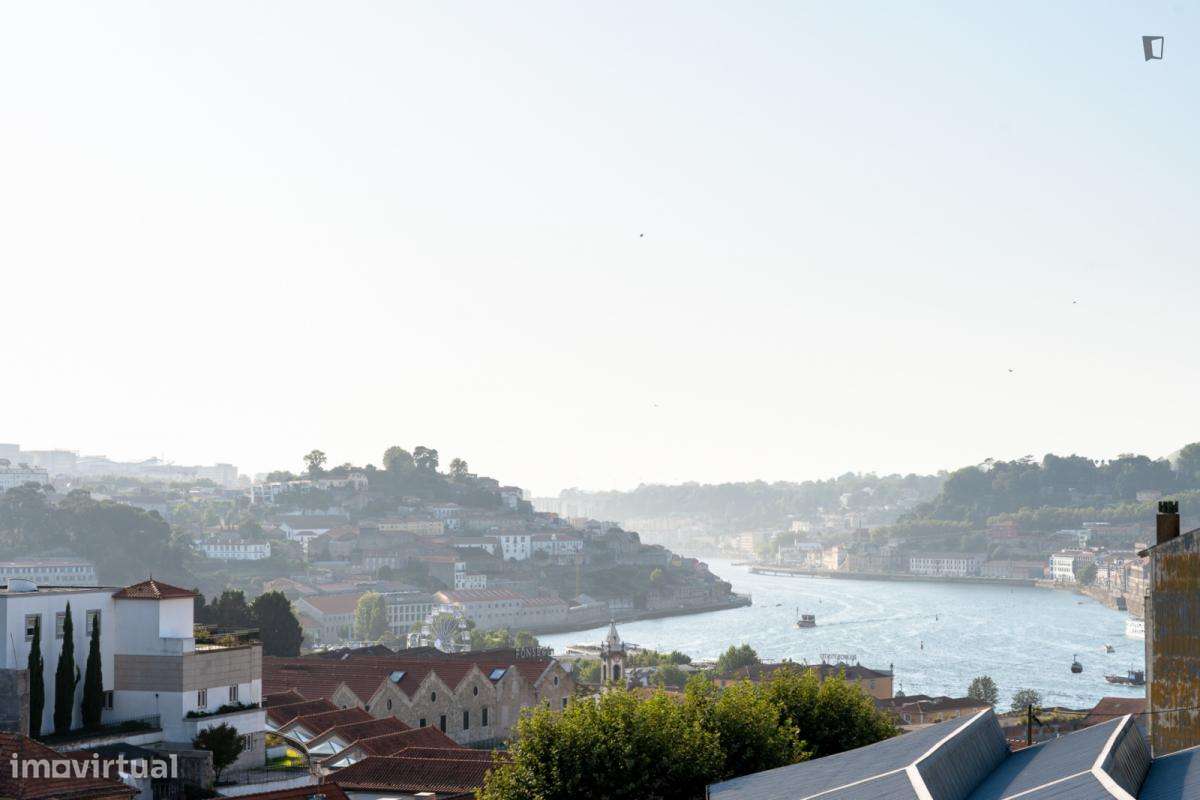 Quarto - localizado em Vila nova de gaia - Grande imagem: 5/13