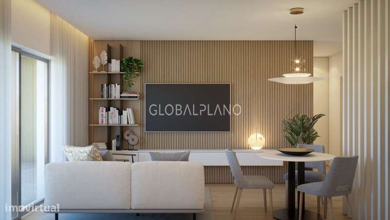 Apartamento T1 com boas áreas Portimão-0