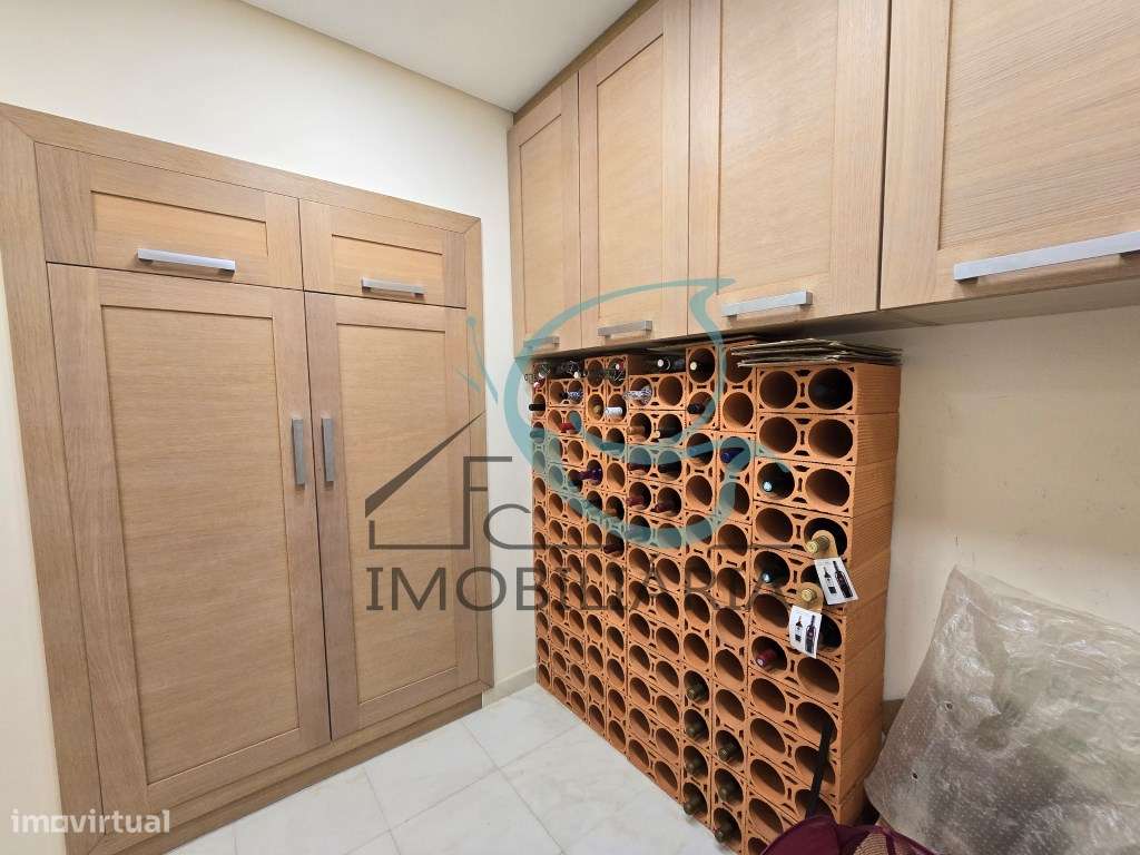 EXCLUSIVO - EXCELENTE APARTAMENTO DUPLEX DE 5 ASSOALHADAS, COM GARA...-27