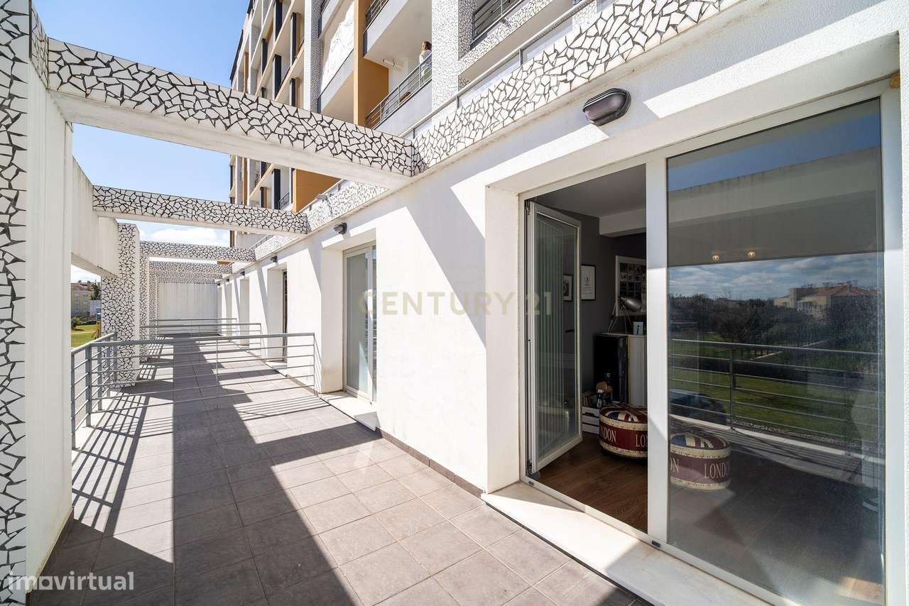 Apartamento T2 Duplex com terraço em condomínio privado-41