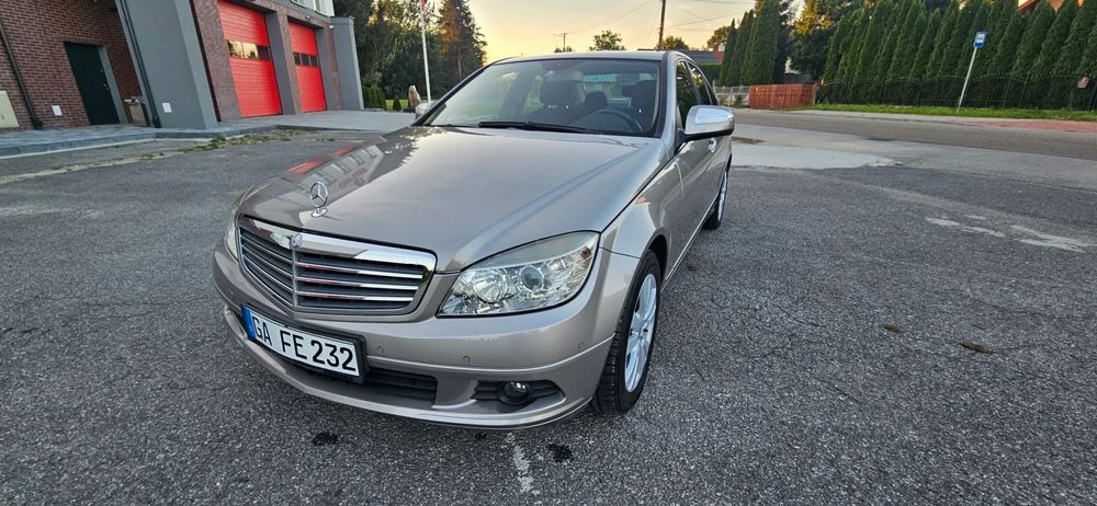 Mercedes-Benz C W204 (2007-2014) 200 7G-TRONIC Avantgarde Edition 2008