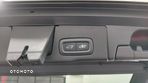 Volvo XC 60 B4 D R-Design - 11