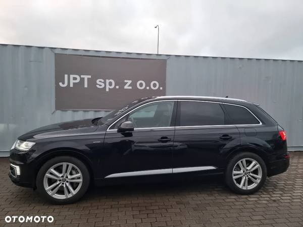 Audi Q7 e-tron 3.0 TDI Quattro Tiptr - 2