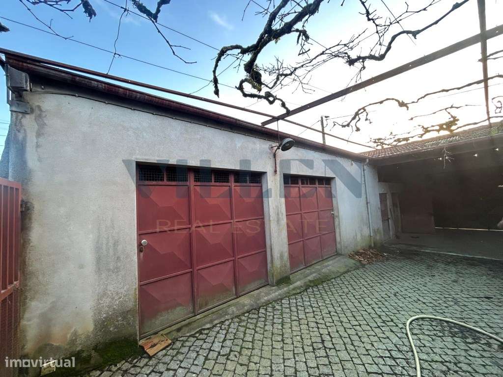 Moradia para Restaurar com 2.590 m² de Terreno, Privacidade e Excel...-7