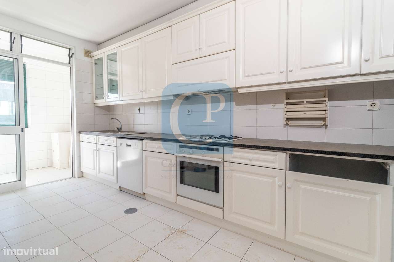 Apartamento T2 Pinheiro Manso - Grande imagem: 4/29