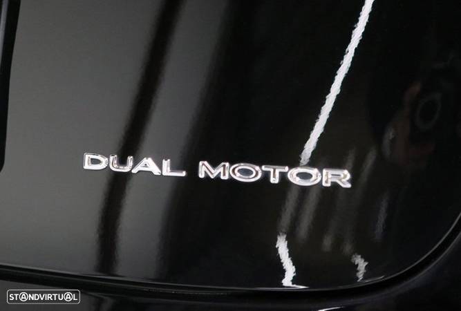 Tesla Model Y Long Range Dual Motor AWD - 5
