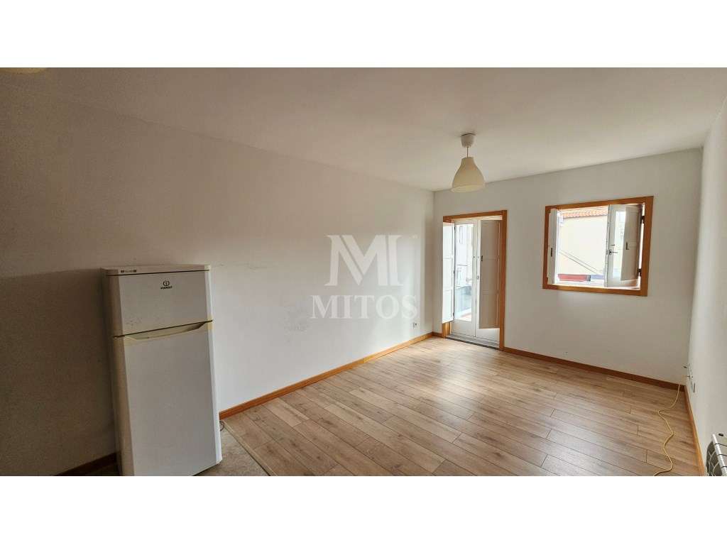 Apartamento T1 p/ arrendar - Centro - Grande imagem: 3/8