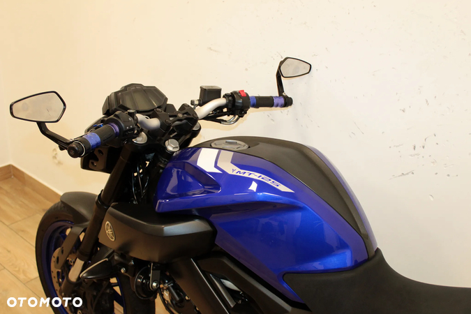 Yamaha MT - 9