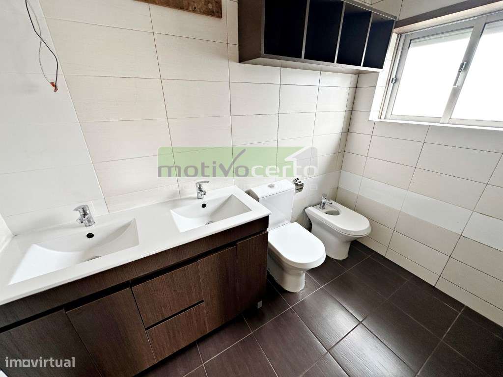 T2 com Varanda no Pendão, Queluz. Ideal para Primeira Habitação-13