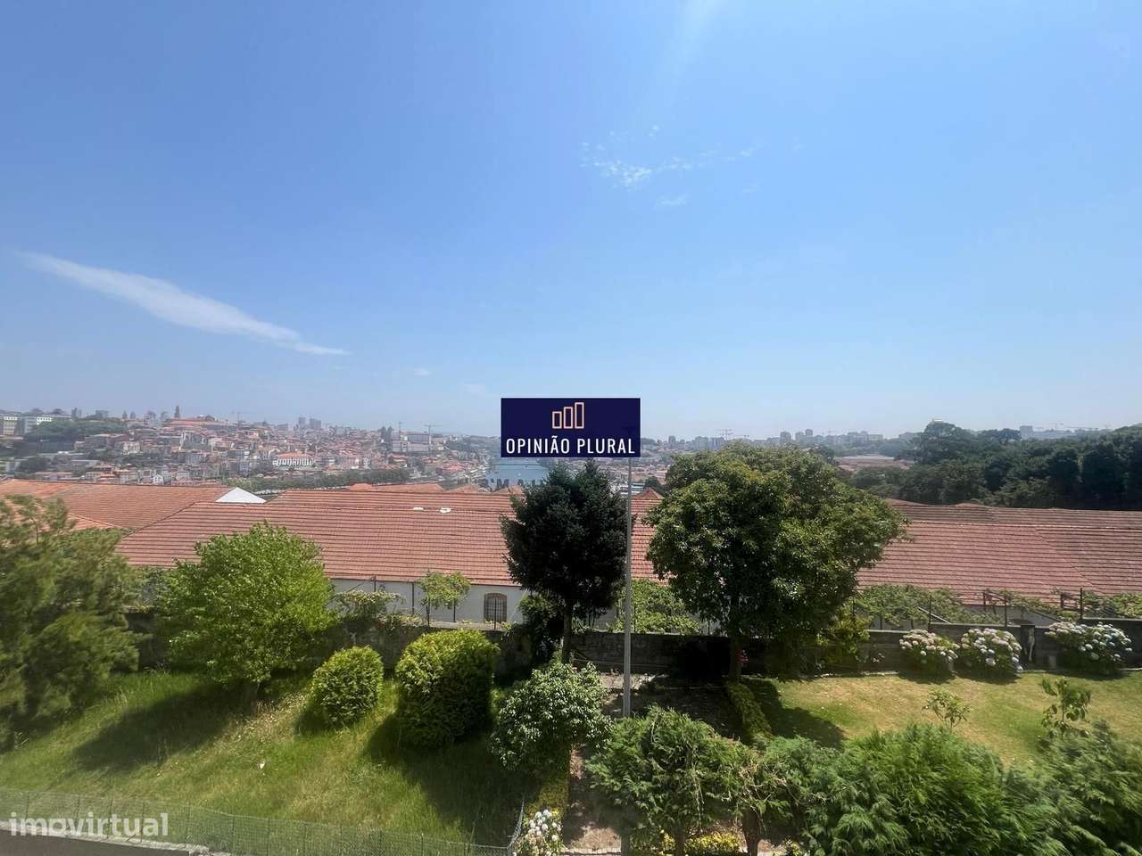 Apartamento T3+1 com Vista Deslumbrante para o Rio Douro-21