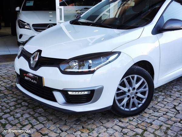 Renault Mégane Sport Tourer - 13