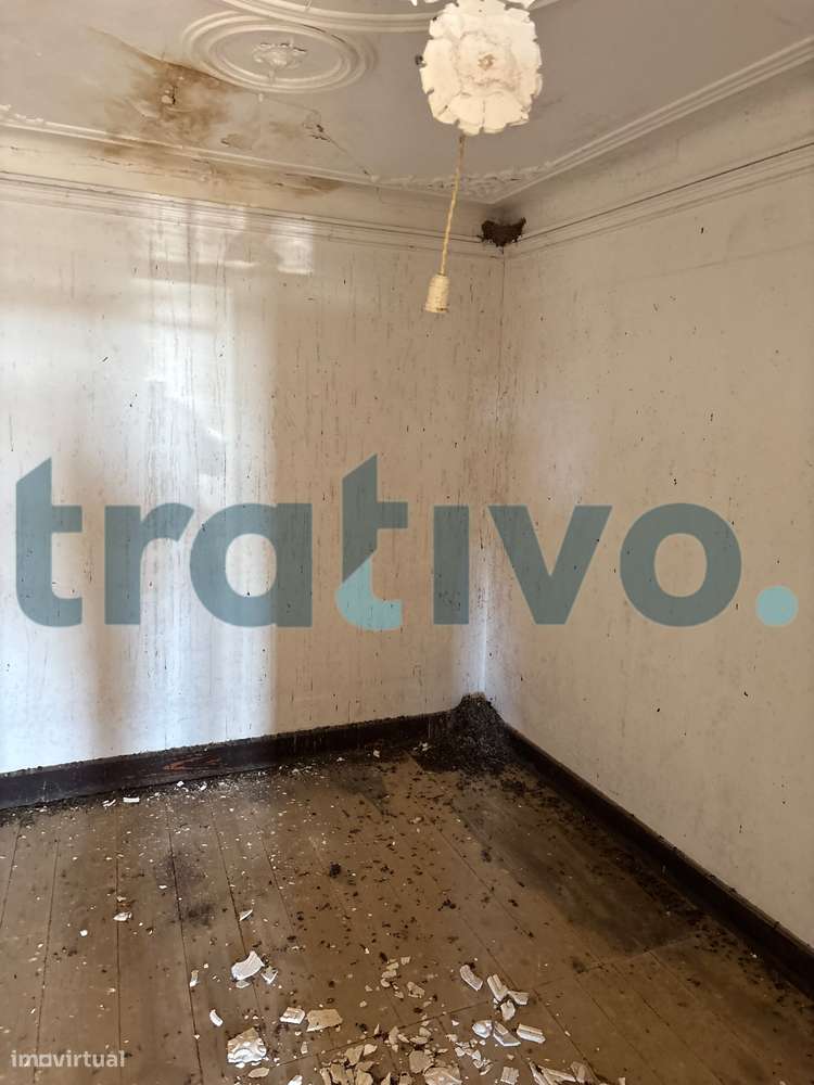 Vende-se Prédio de charme em Avis-8