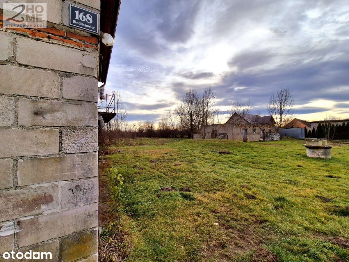 Dom do remontu w Siedliszowicach z dużą działką-5