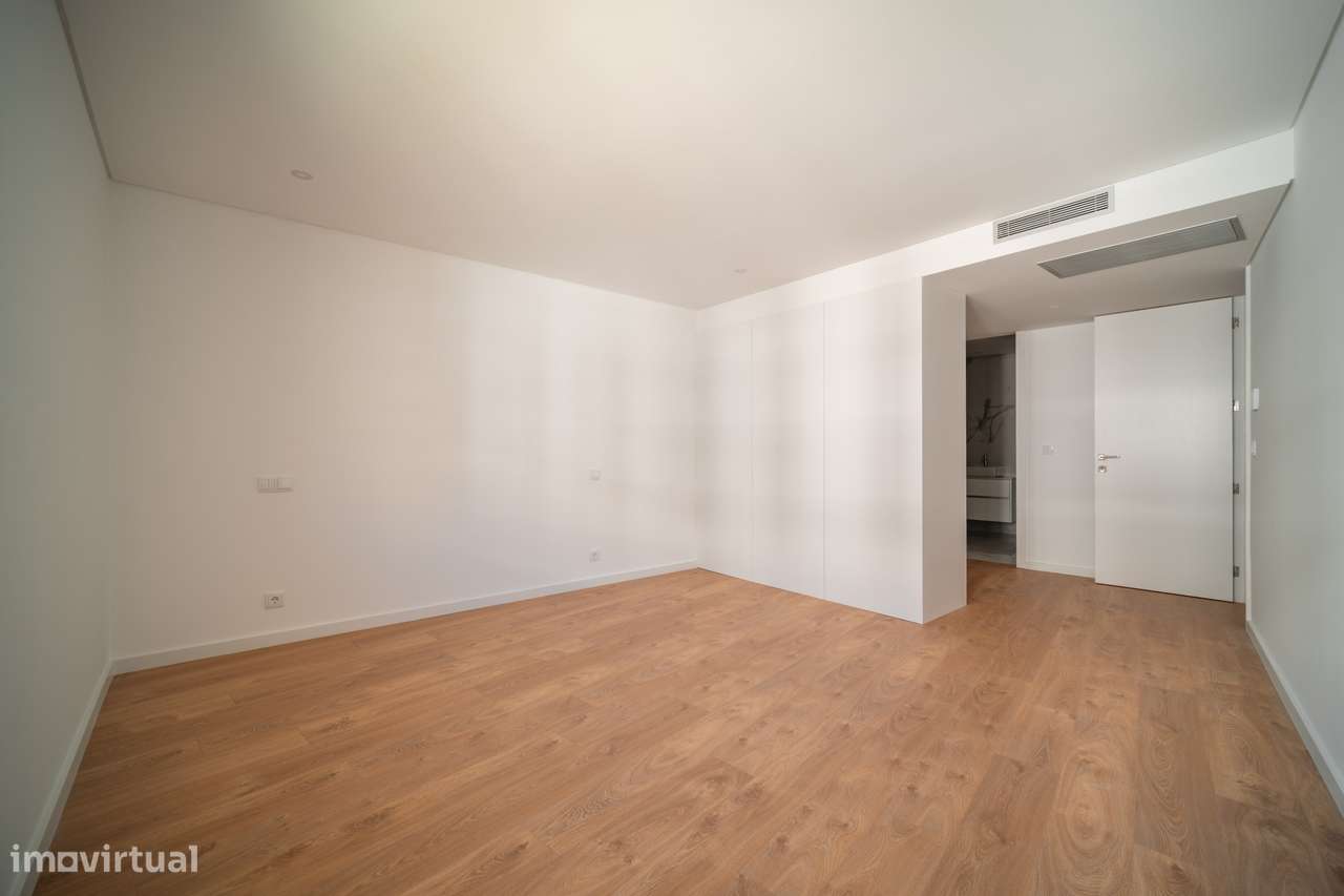 Apartamento T3 no edifício Amorosa Residence-5