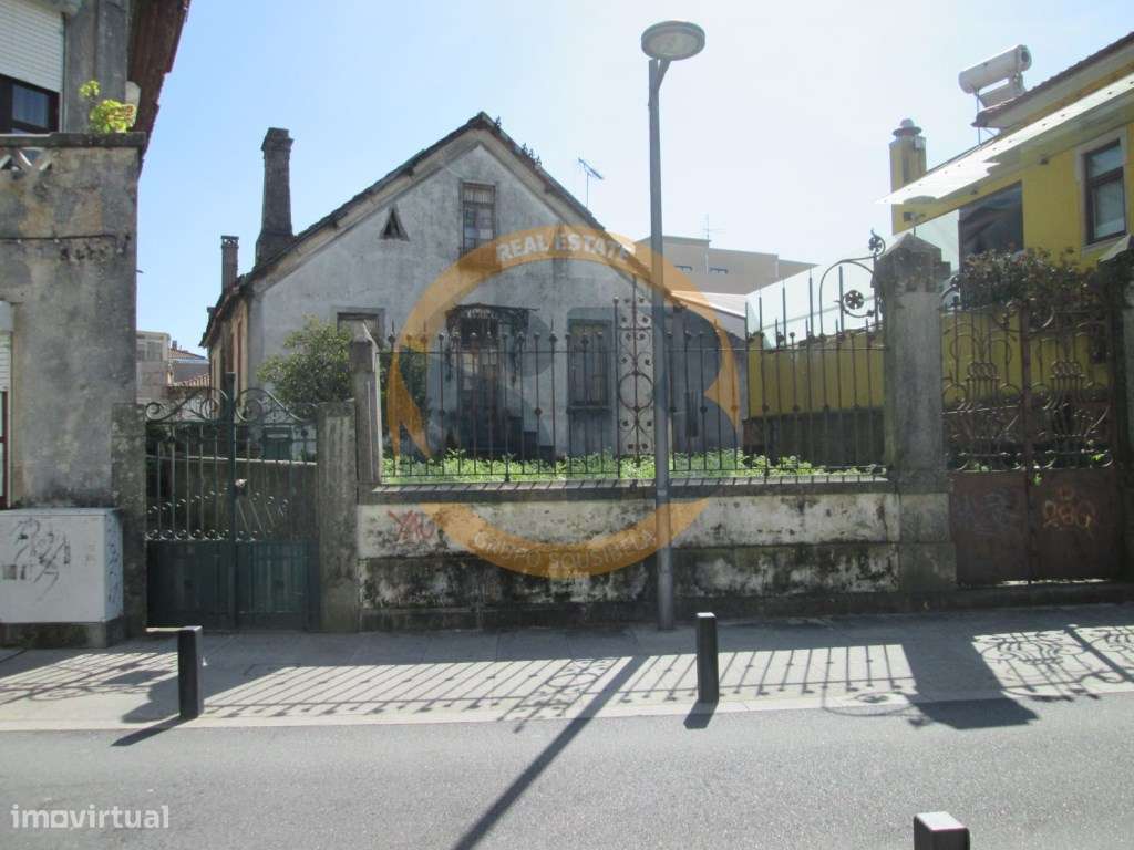 Moradia no centro de São João da Madeira - Grande imagem: 3/4