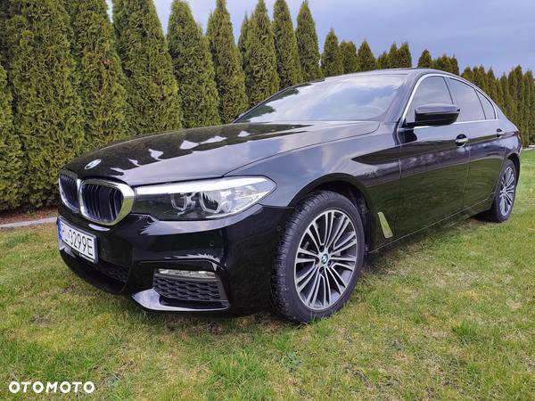 BMW Seria 5 530i GPF Luxury Line sport - 30