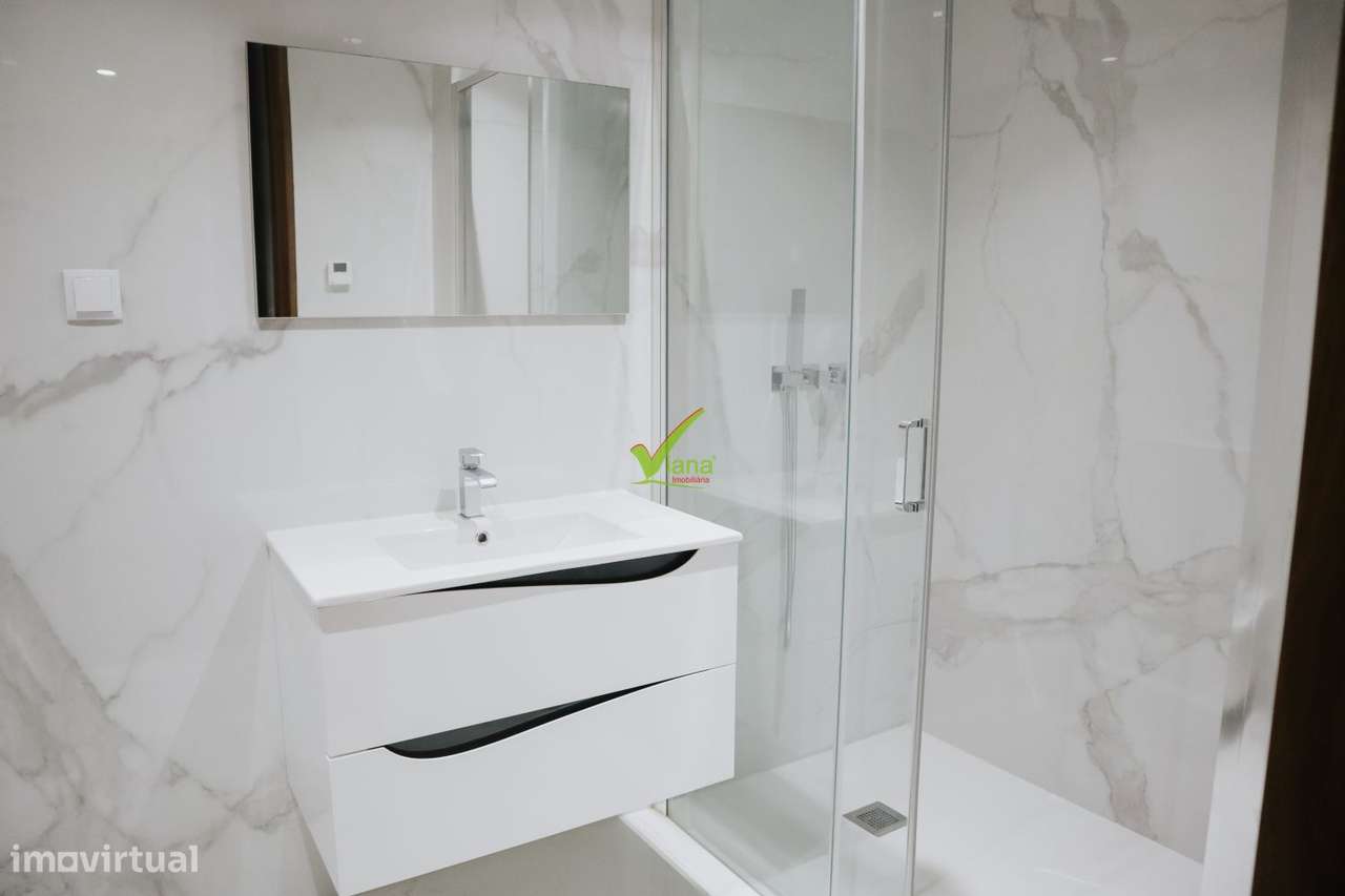 T. 3 com garagem - Novo - a 100 metros da Praia-5