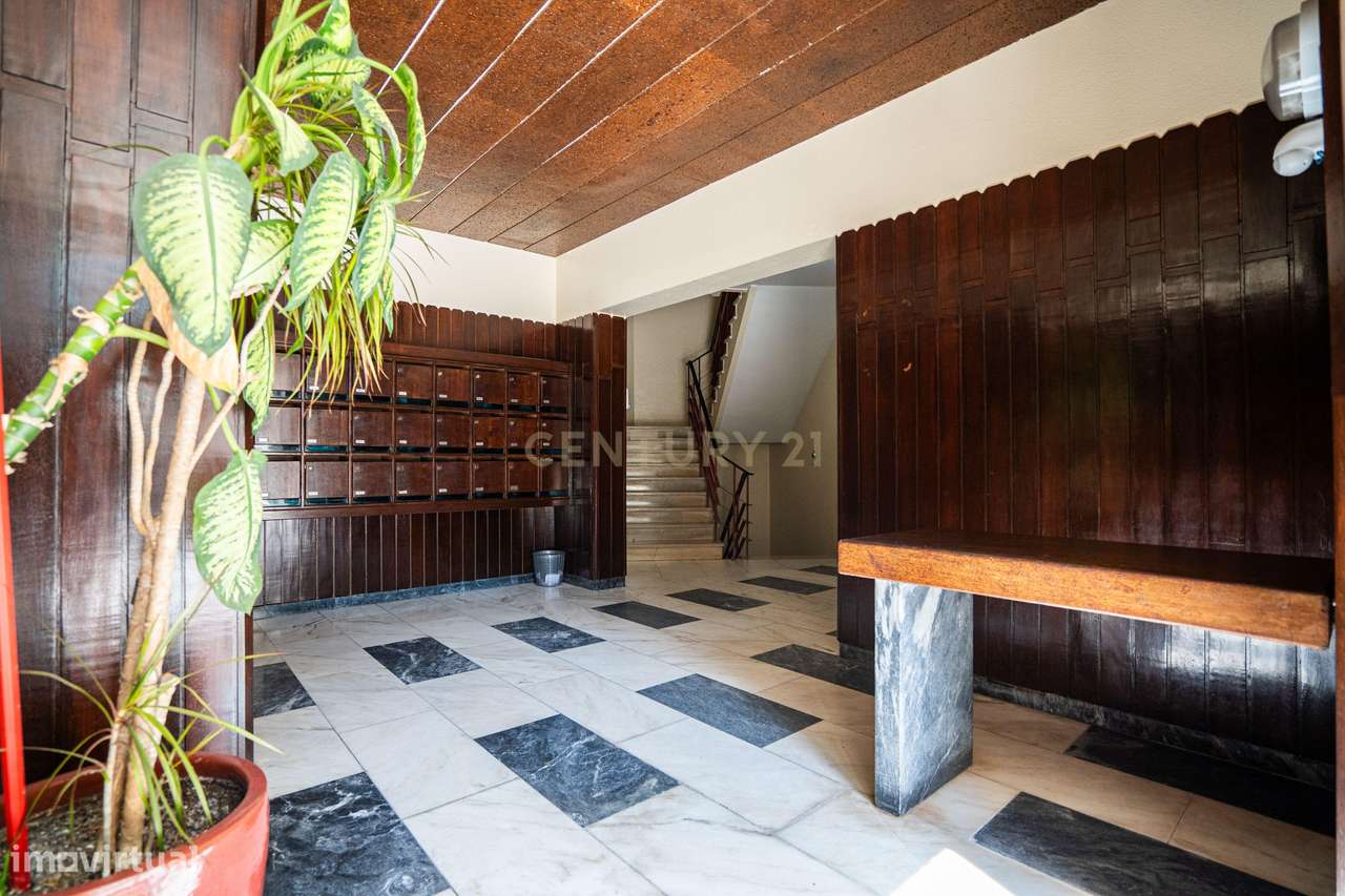 APARTAMENTO T0 ALGÉS | ARRENDAMENTO | CENTRAL - Grande imagem: 5/25