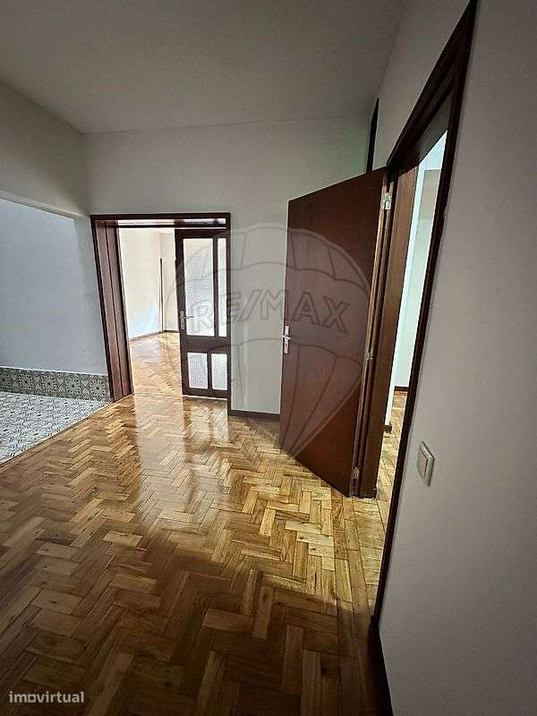 Apartamento T3 para arrendamento - Grande imagem: 2/16