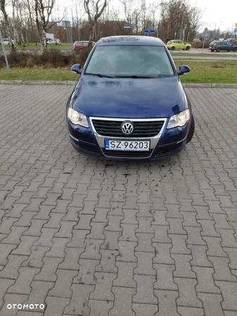 Volkswagen Passat 2.0 TDI 4Mot Comfortline - 2