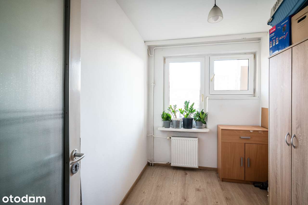 3 pokoje|Obok pętli tramwajowej|Spokojna okolica|6,1m2 piwnica-8