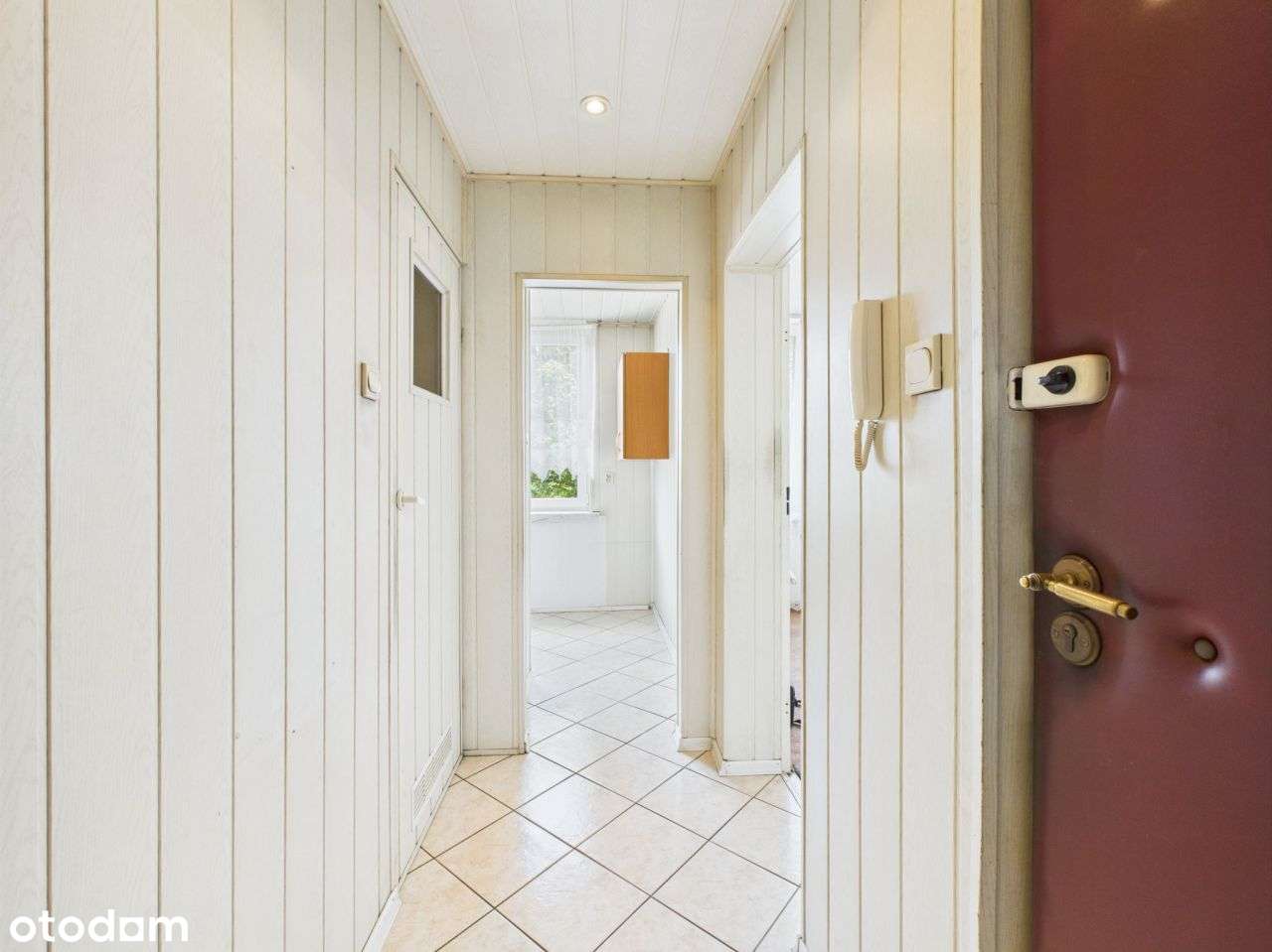 Nowa Cena !!! 3- pokojowe Mieszkanie w spokojnej o-10