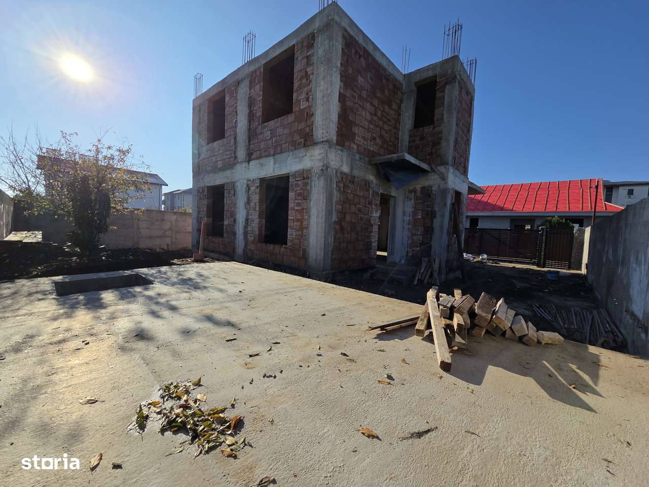 Casă 5 camere luminoasă cu beci & pod mansardabil în Bragadiru central - Imagine principală: 3/16