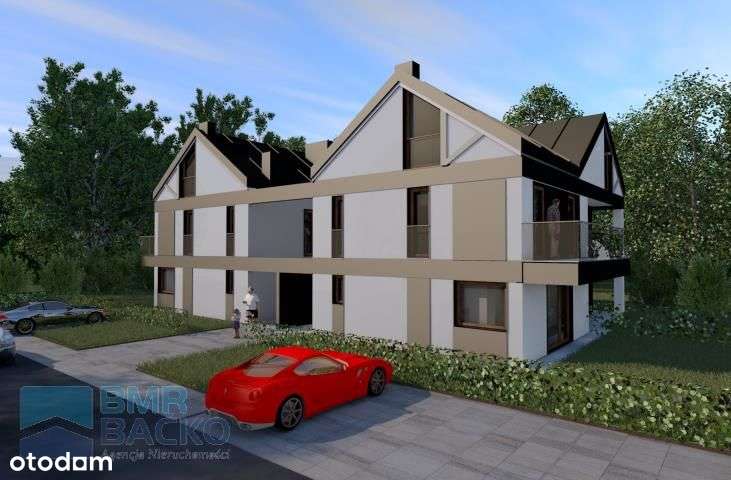 Przestronny segment ze strychem-0