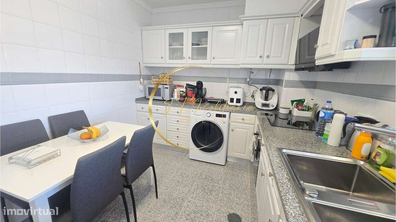 Apartamento T2 em Azurva com garagem-27
