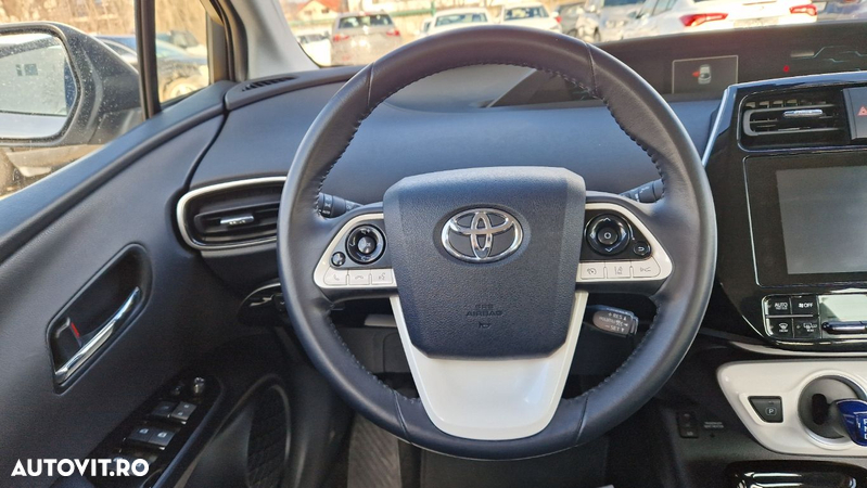 Toyota Prius 1.8 Dual VVT-i Luna - 14
