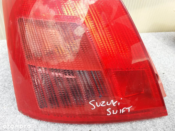 LAMPA TYLNA TYŁ LEWA SUZUKI SWIFT ORYGINAŁ WYSYŁKA! - 2