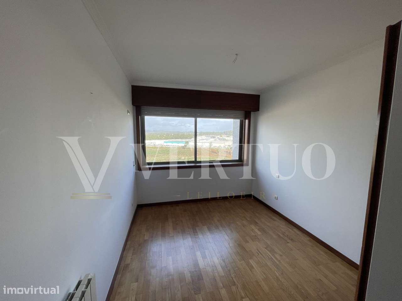 T4 em Moreira da Maia | 159 m² | 2 Garagens | Venda Judicial-34