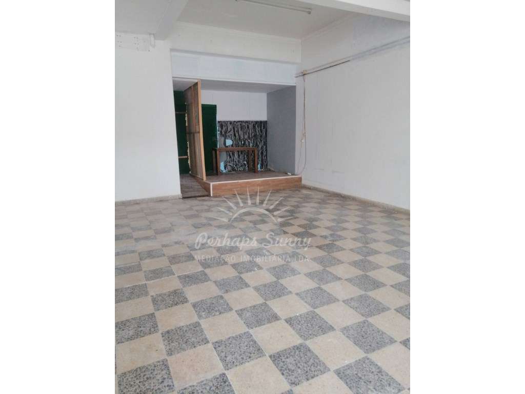 Edificio Habitacional + Comercio - Centro Cartaxo-6