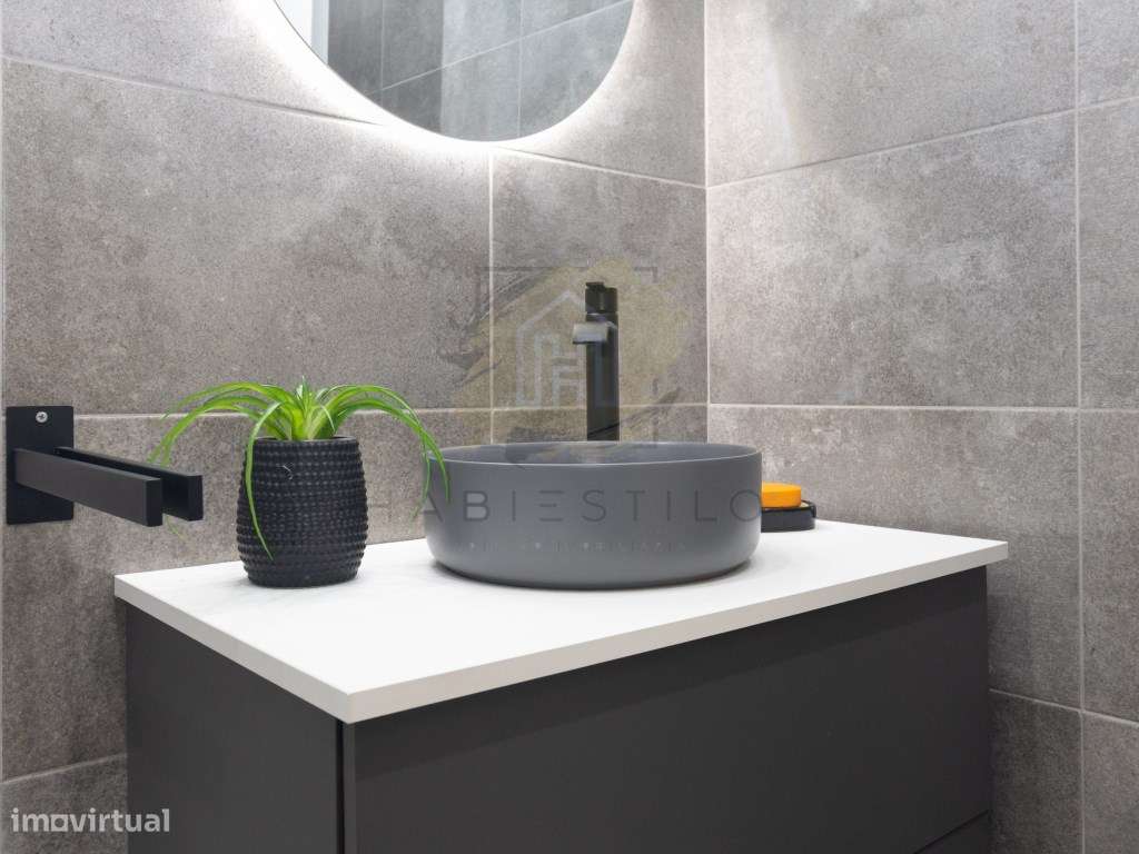 Apartamento T3 totalmente remodelado-29