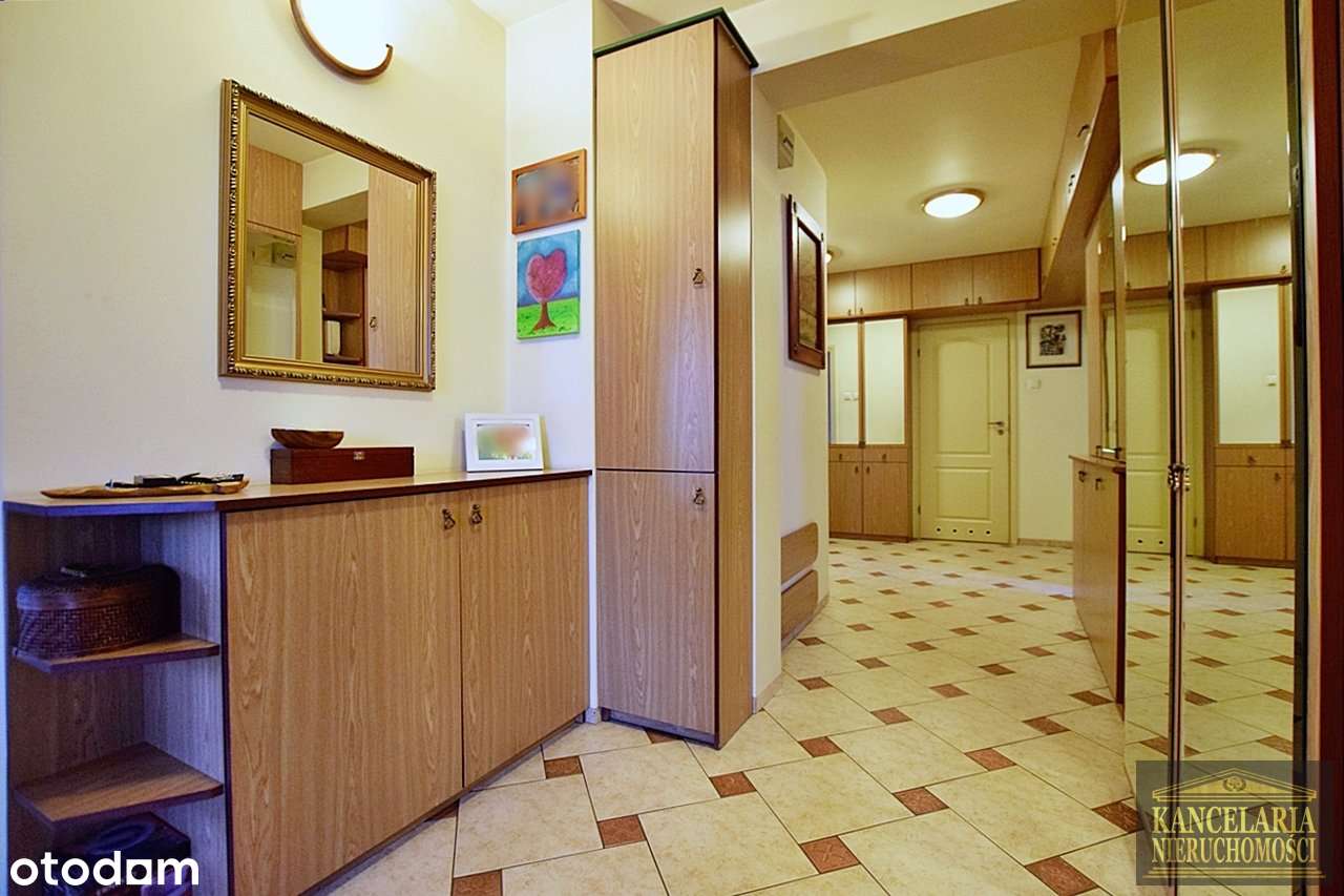 Wyjątkowy apartament w centrum! Taras! 3 łazienki! Garaż! Komórka!-8