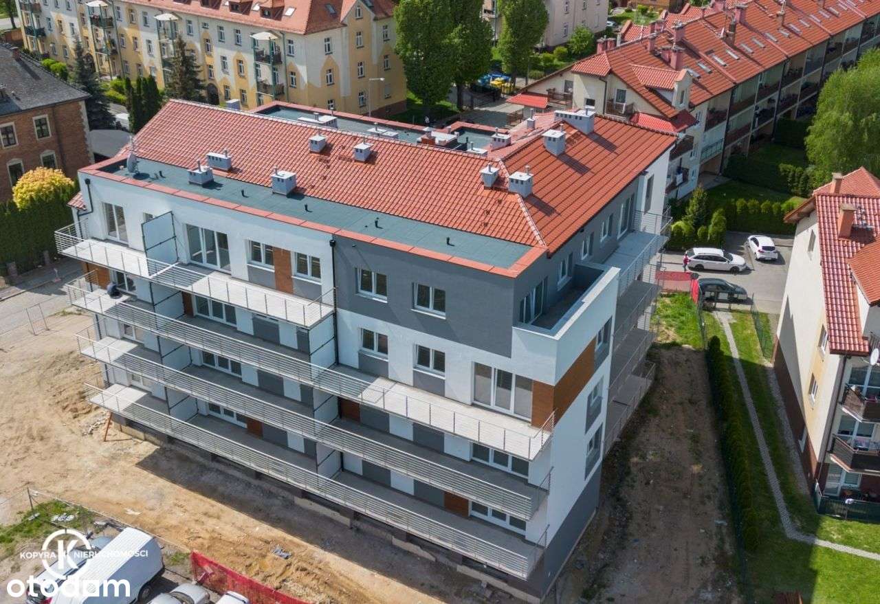 Nowoczesne Nowe mieszkanie z dużym balkonem-0