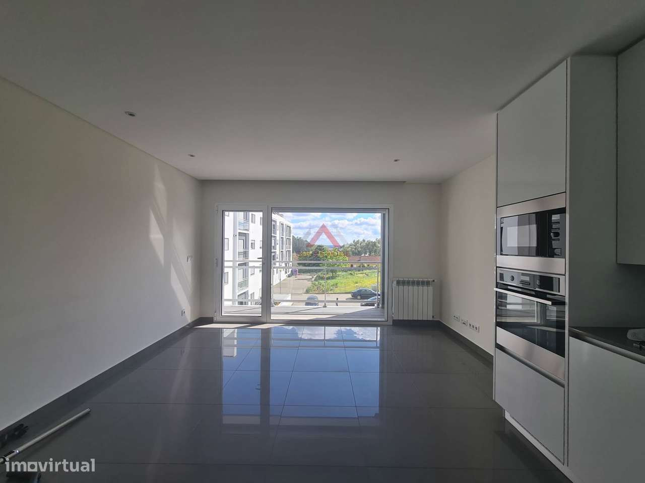 T1 Semi Novo - Grande imagem: 2/21