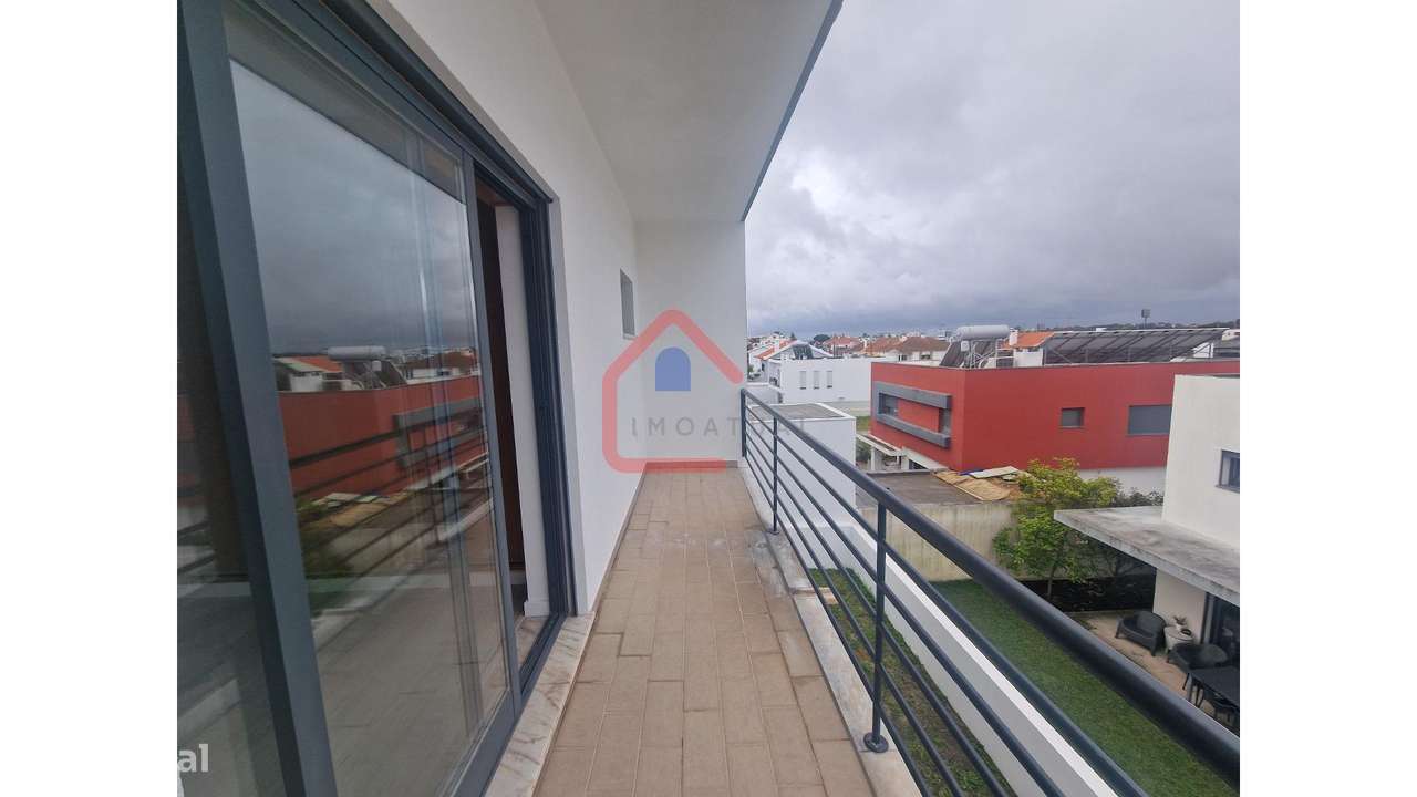 Moradia Isolada em Almada-30