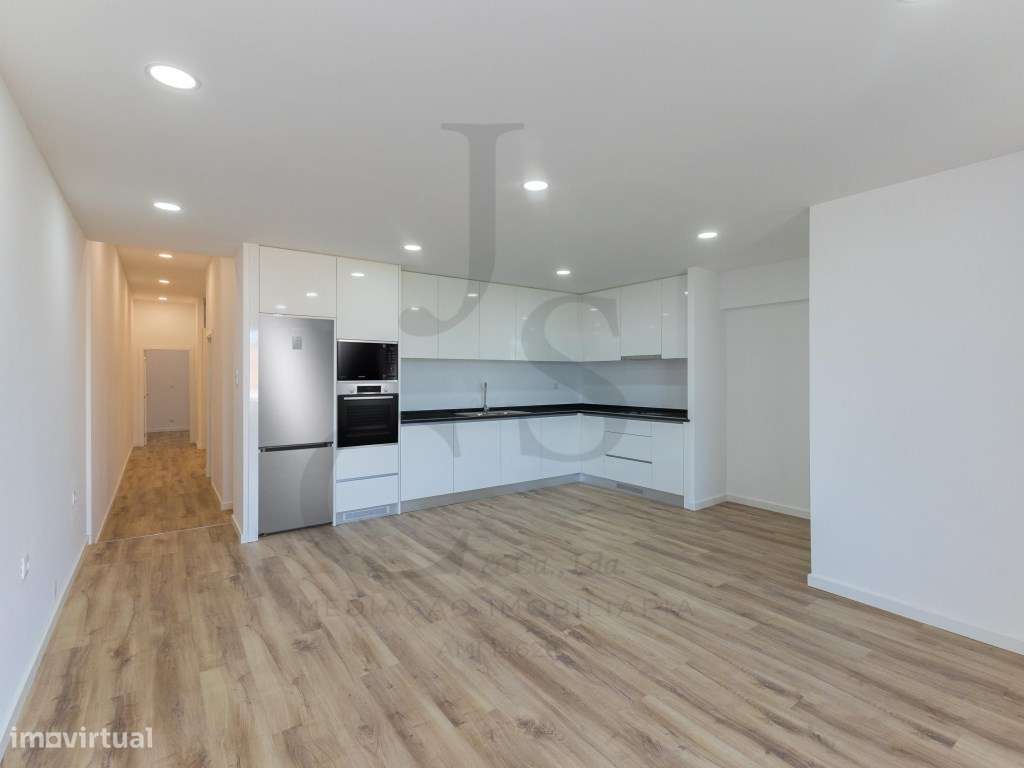 Moradia T4+T2 R/C Independente Gondomar - Possibilidade Permuta-17