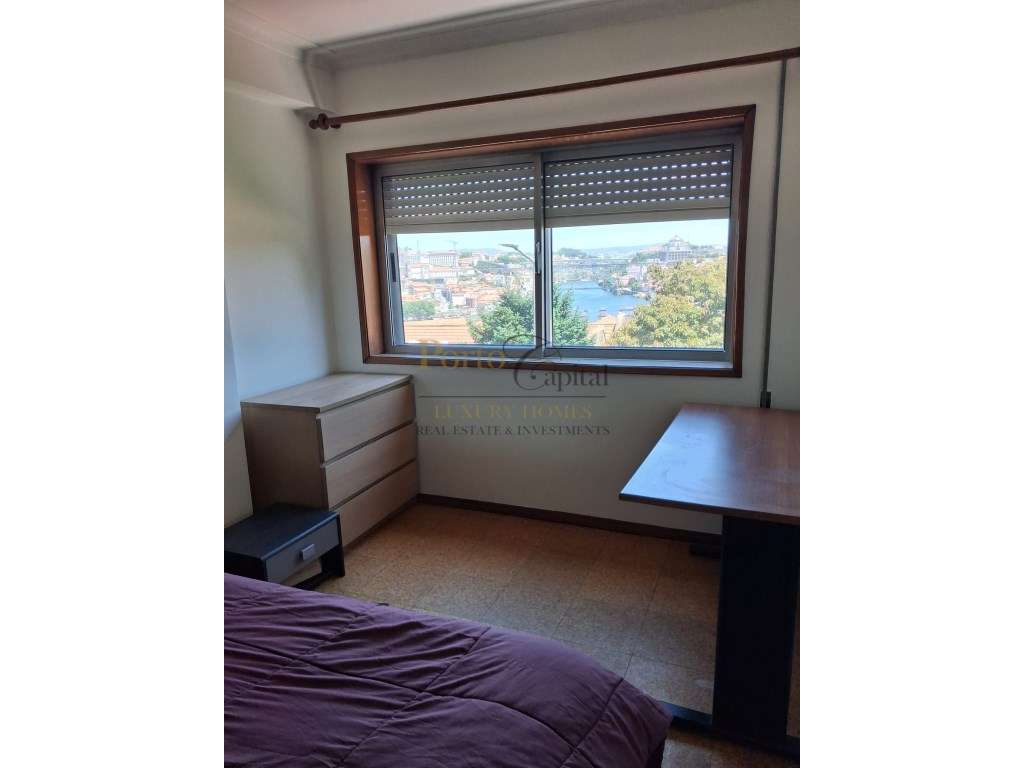 APARTAMENTO T3+1 COM FANTASTICA VISTA SOBRE O DOURO, UMA BOX (3 LUG...-21
