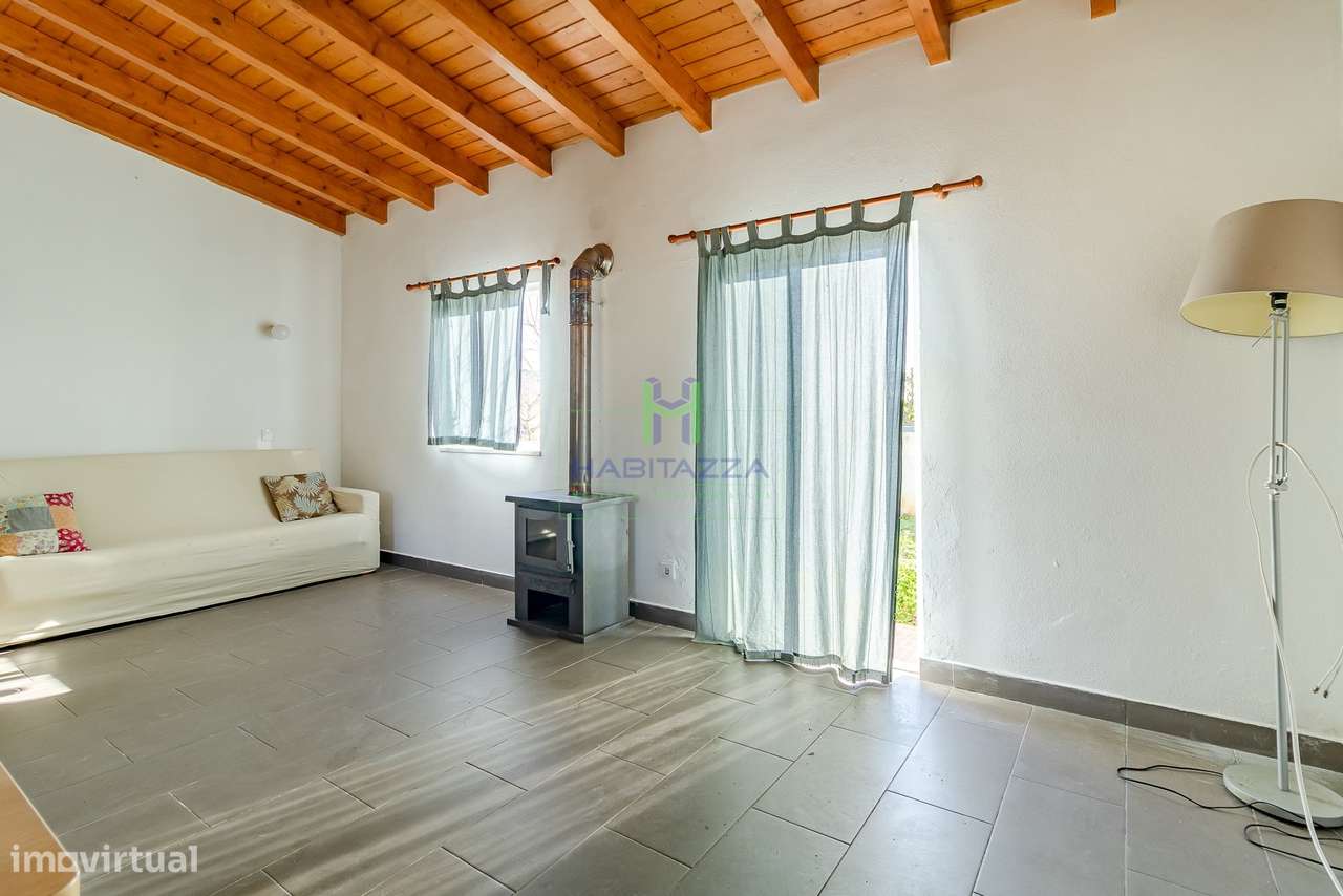 Moradia T1 com Jardim e Logradouro, em Budens, para Venda-14