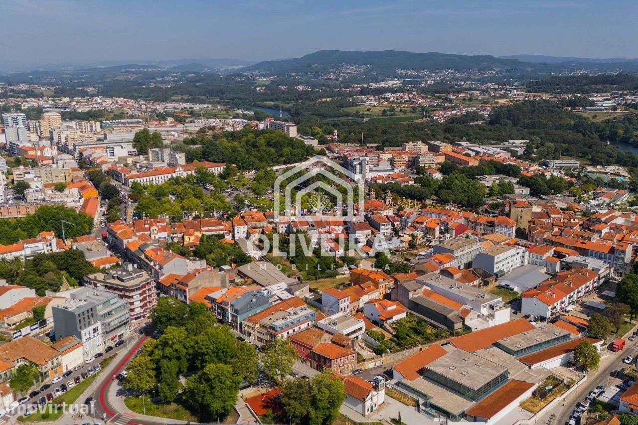 Prédio Centenário com projeto aprovado no centro de Barcelos-25