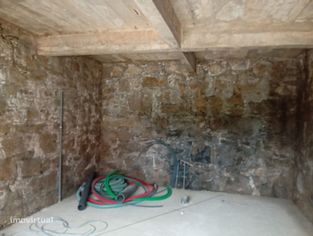 Moradia T3 isolada e restaurada em Escariz, Arouca - Grande imagem: 2/21
