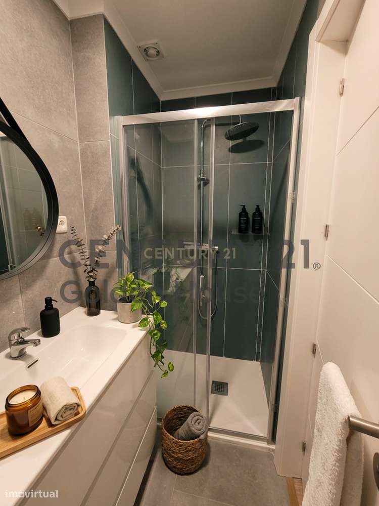 Apartamento Renovado em Algés, Oeiras - 2 Quartos e 2 WC-27