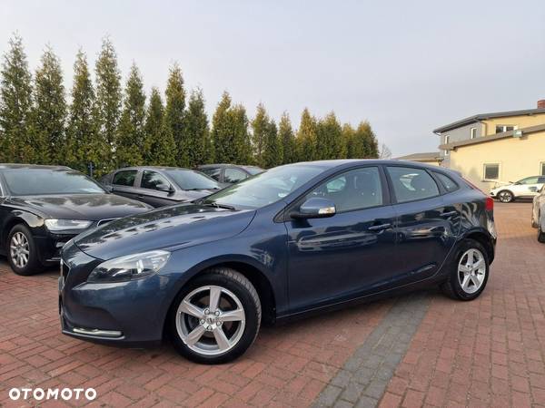 Volvo V40 D2 Momentum - 6