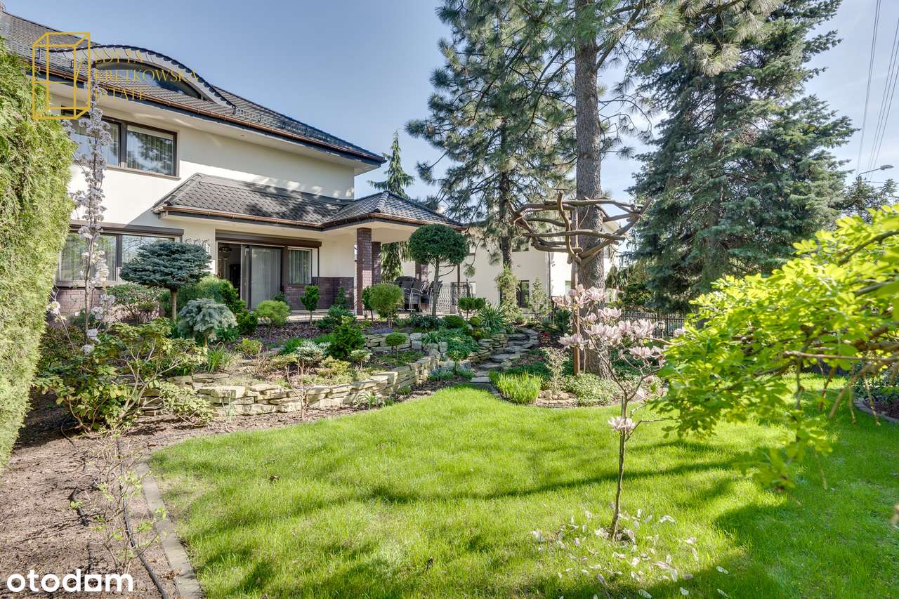 Nieruchomość dająca wiele możliwości - dom i firma w jednym-12