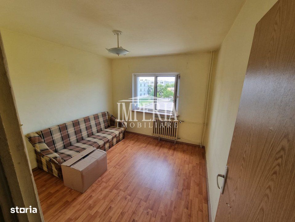 3 camere etaj 3/4 zona Sara, Spitalul Judetean