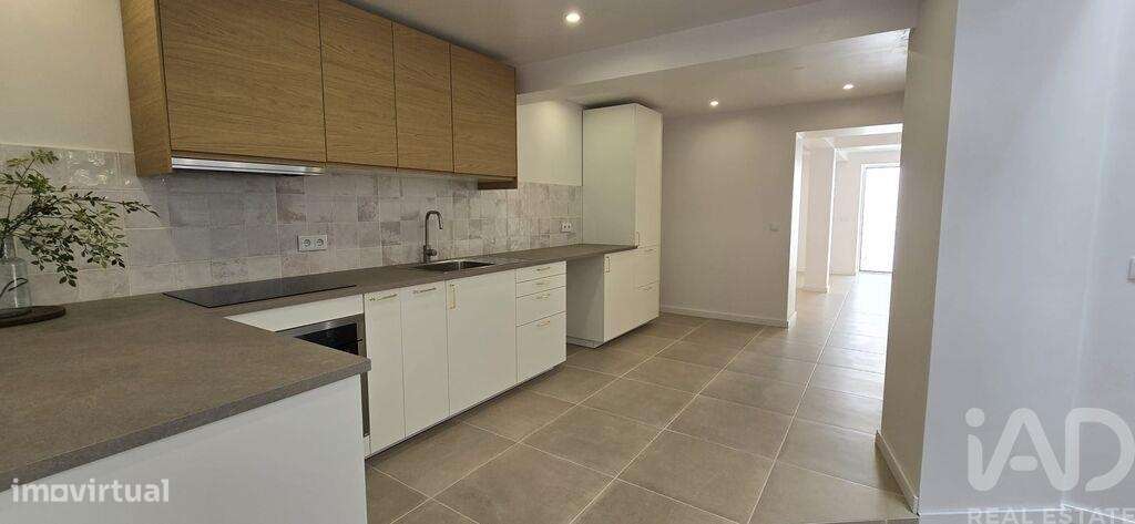 Casa tradicional T2 em Vilar de 150,00 m2 - Grande imagem: 4/27