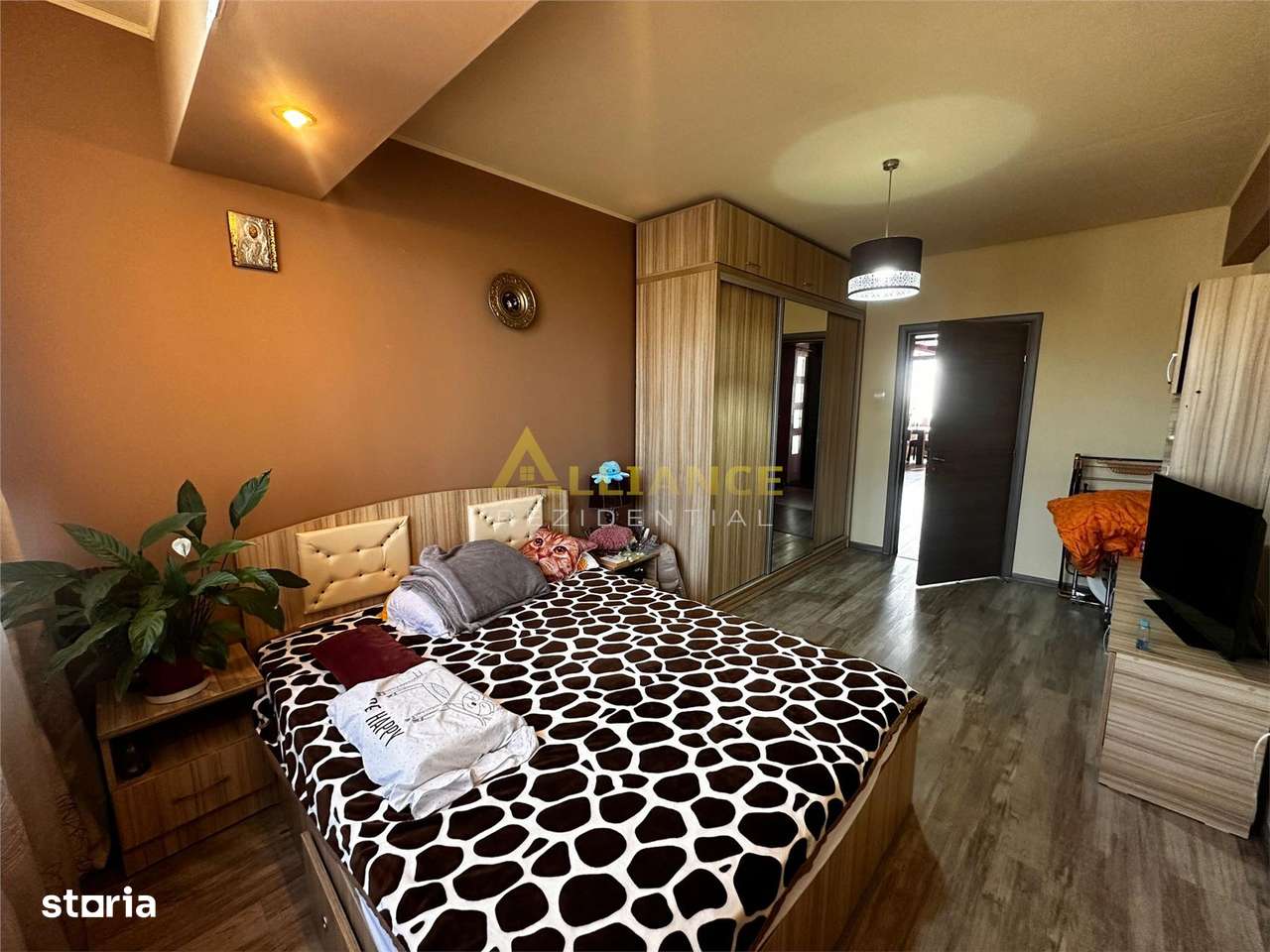Apartament 3 camere 95 mp | Aurel Persu Sector 4 | Parcare + Boxa in